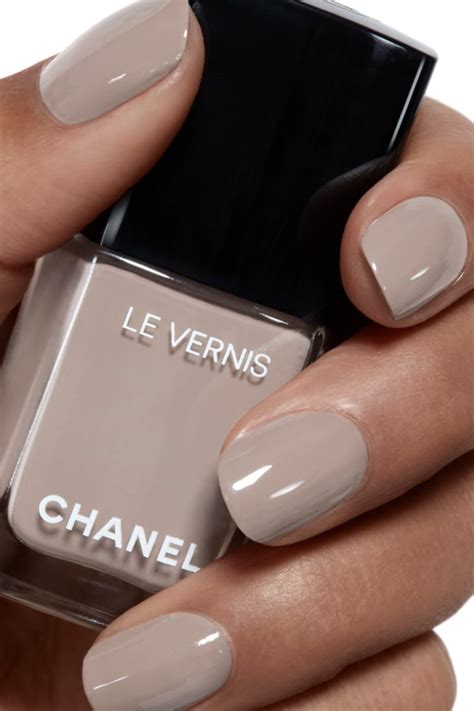 chanel le vernis beige cendre|Chanel longwear nail color.